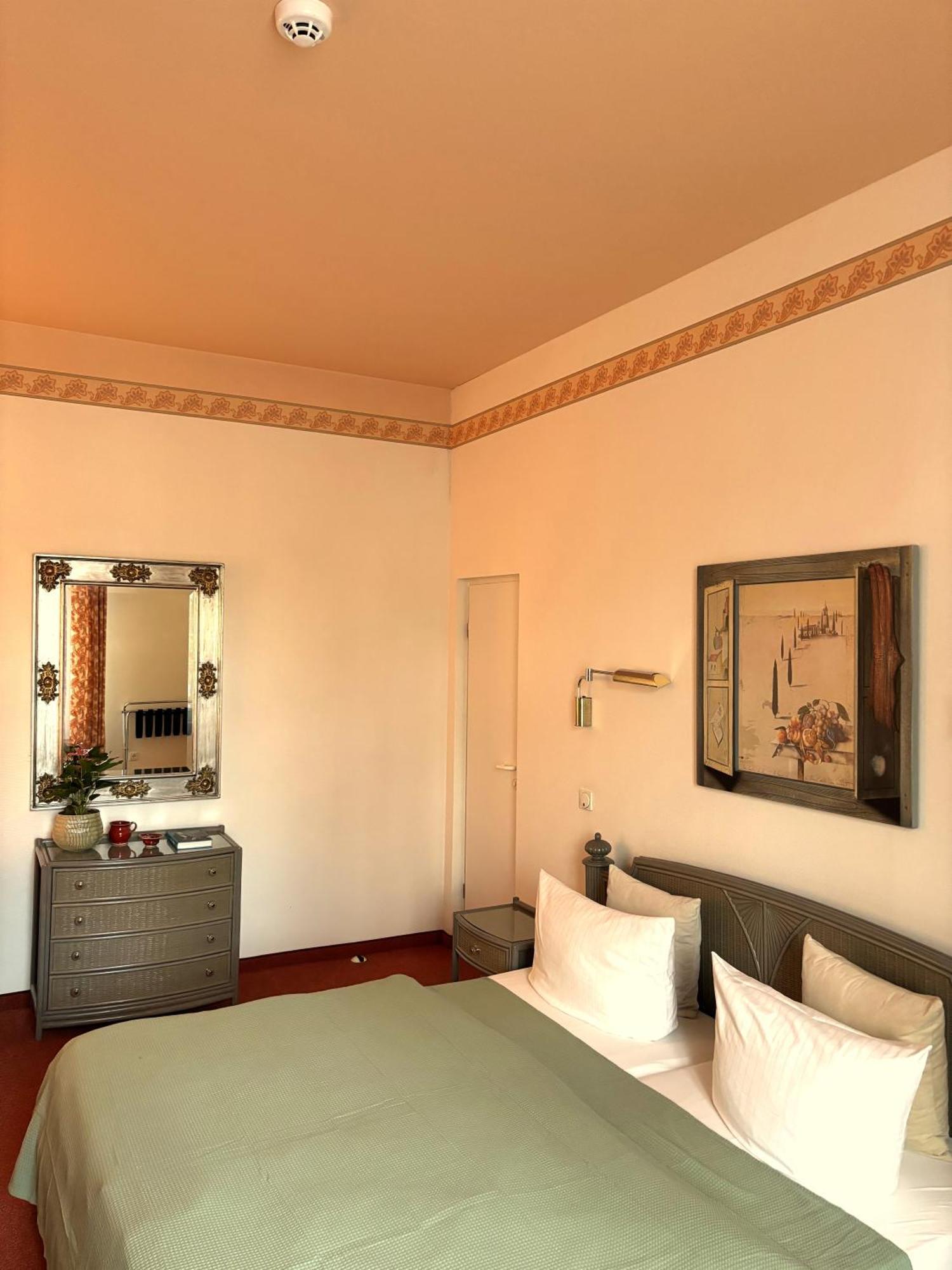 וויימר Hotel Villa Hentzel מראה חיצוני תמונה