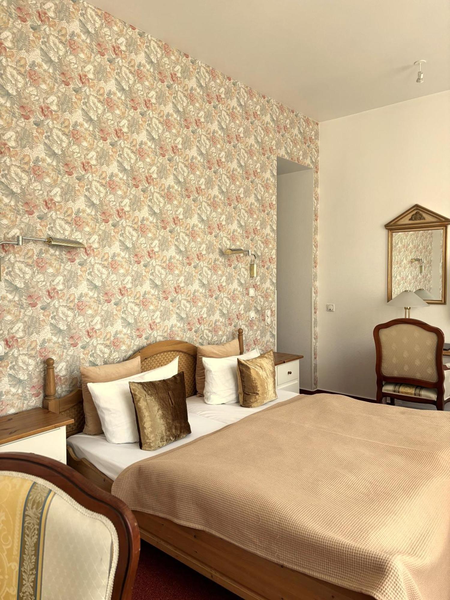 וויימר Hotel Villa Hentzel מראה חיצוני תמונה